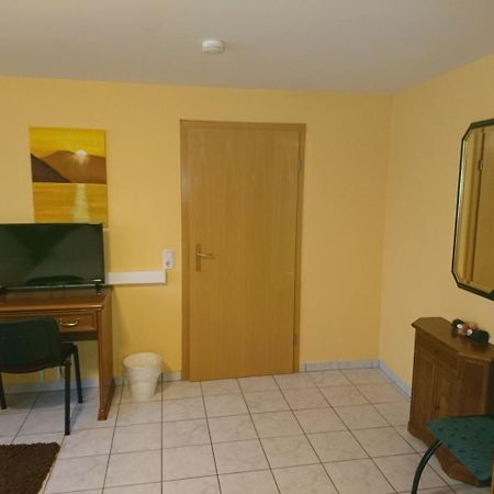Euro-Hotel Саарбрюкен Екстериор снимка